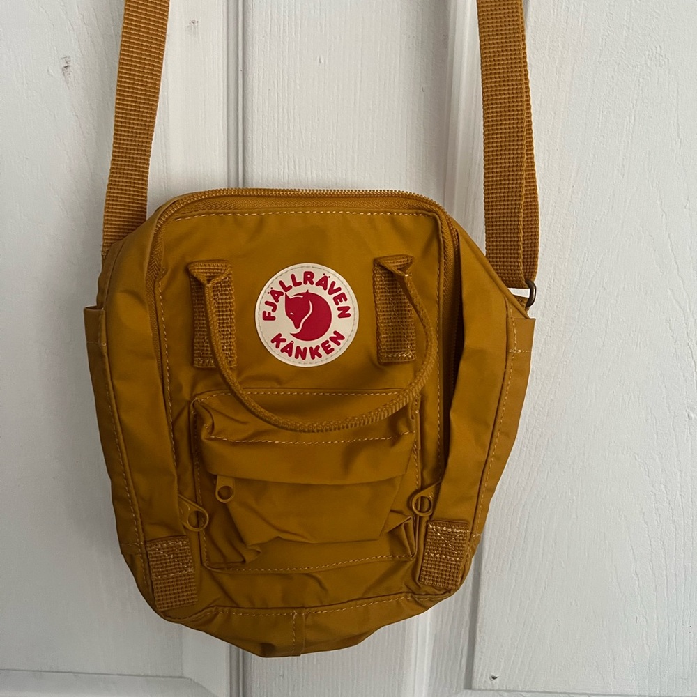 Kanken sling crossbody bag ‼️sold‼️